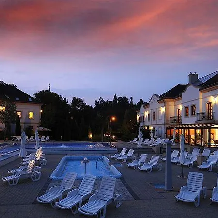 Hotel Voelgy Wellness & Konferencia