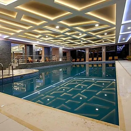 Hotel Voelgy Wellness & Konferencia 4*