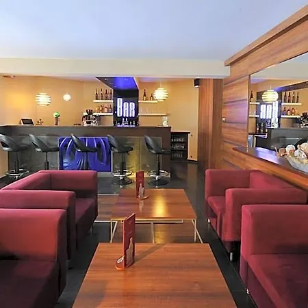 호텔 Voelgy Wellness & Konferencia 4*
