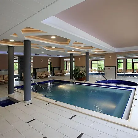 Voelgy Wellness & Konferencia فندق 4*